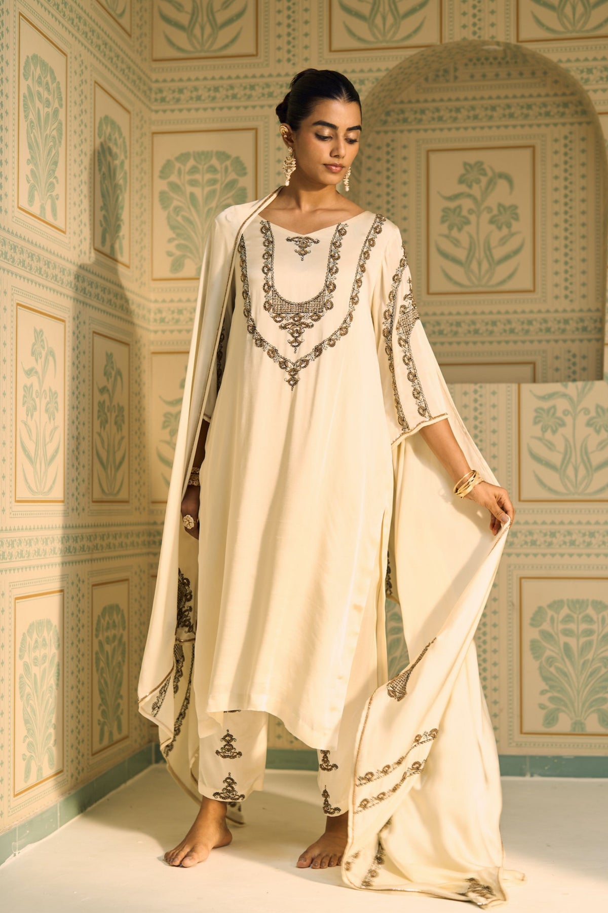 White Anya Dupatta