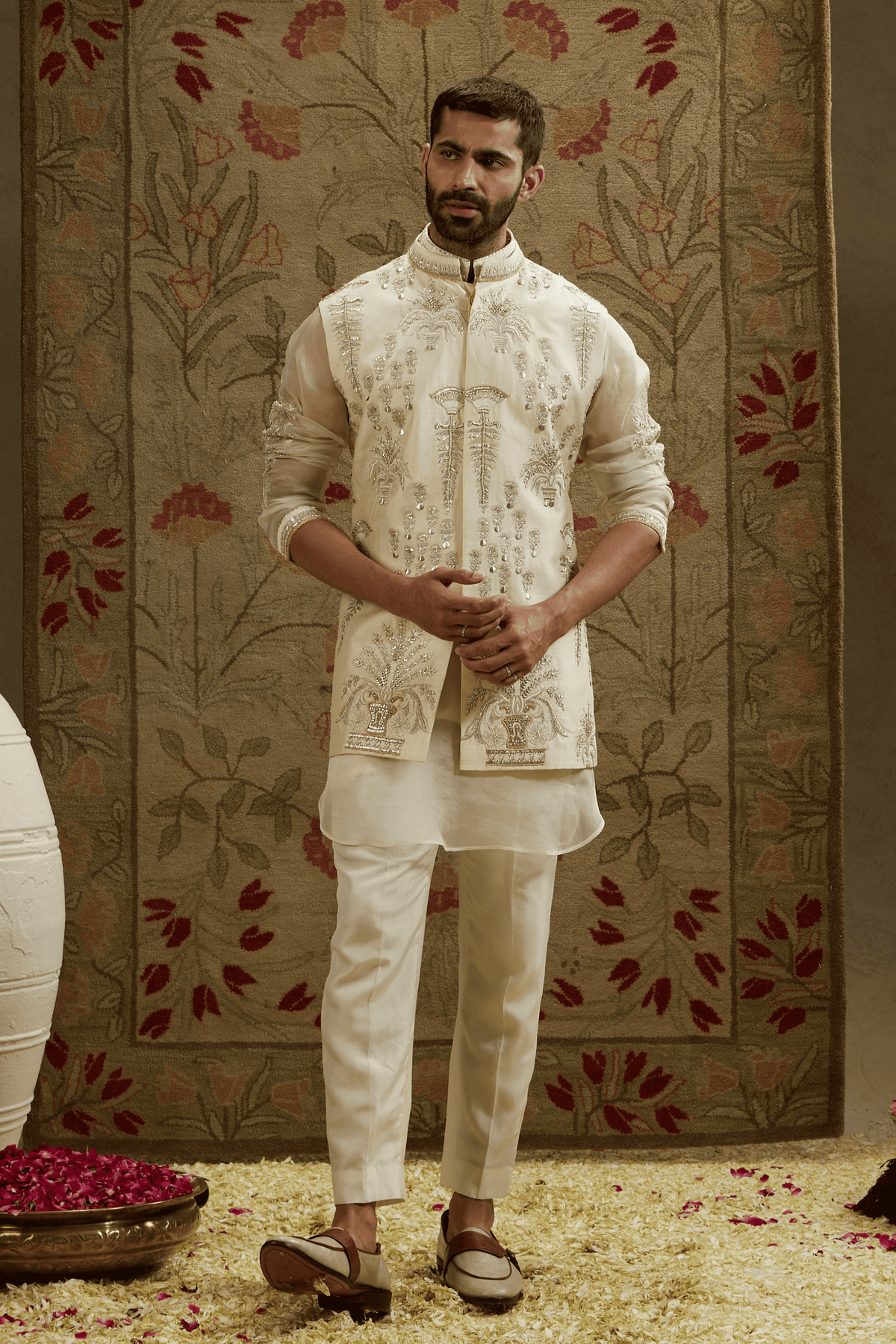 Magnolia Embellished Bundi