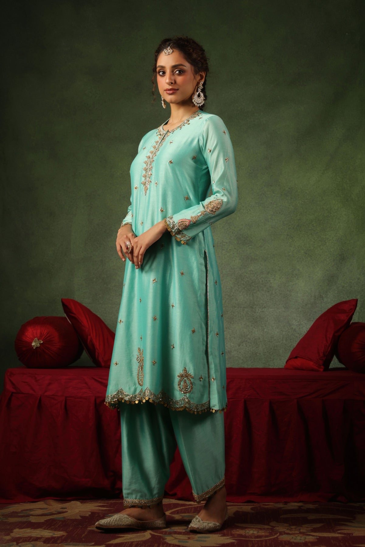 Pakeezah Ambi Buta Kurta Set