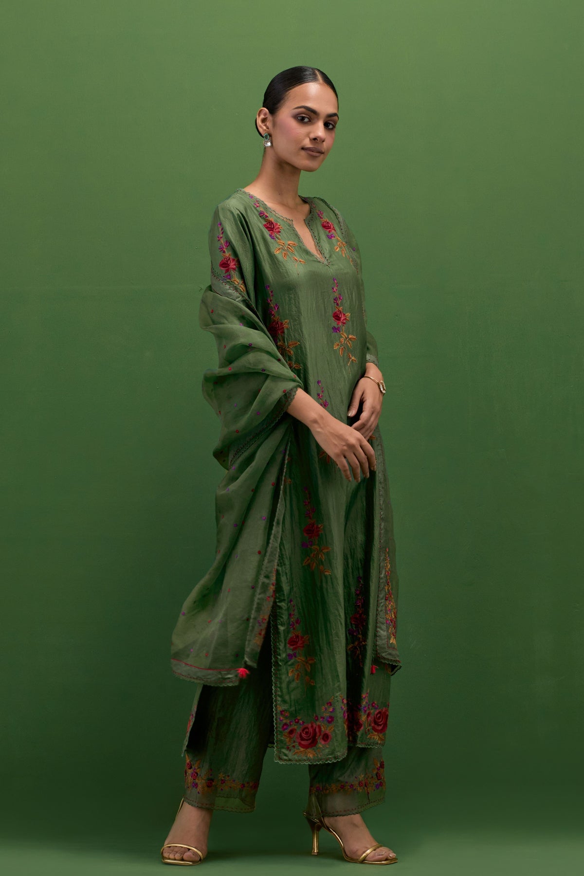 Brunswick Embroidery Straight Kurta Set