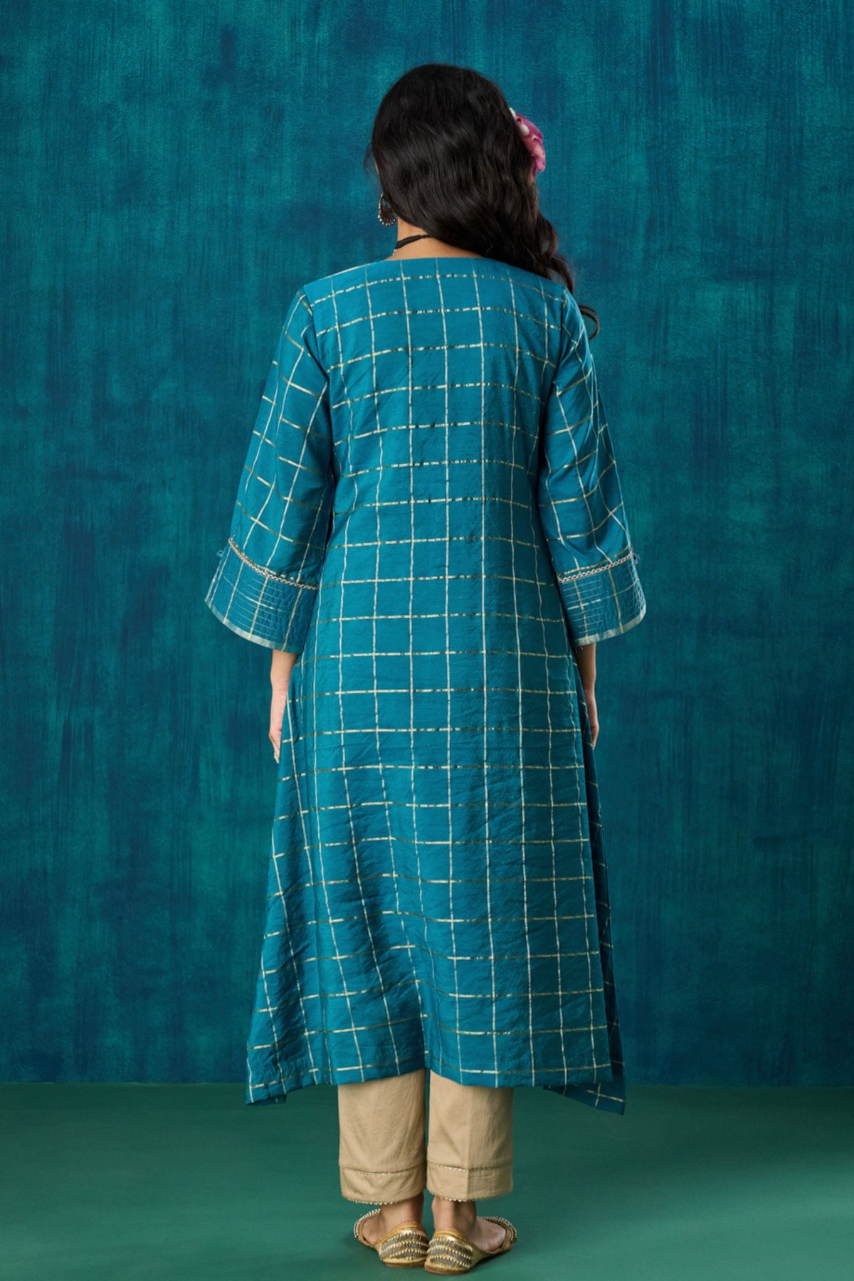 Turquoise Checks Kurta Sets