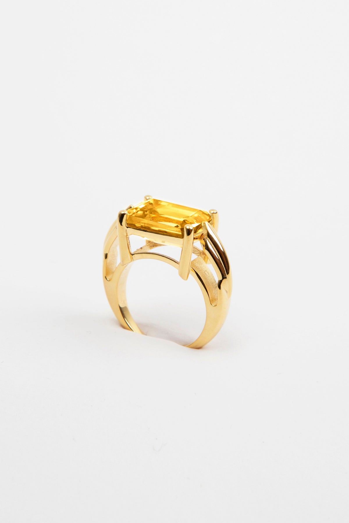 Zementine Essential Yellow Ring