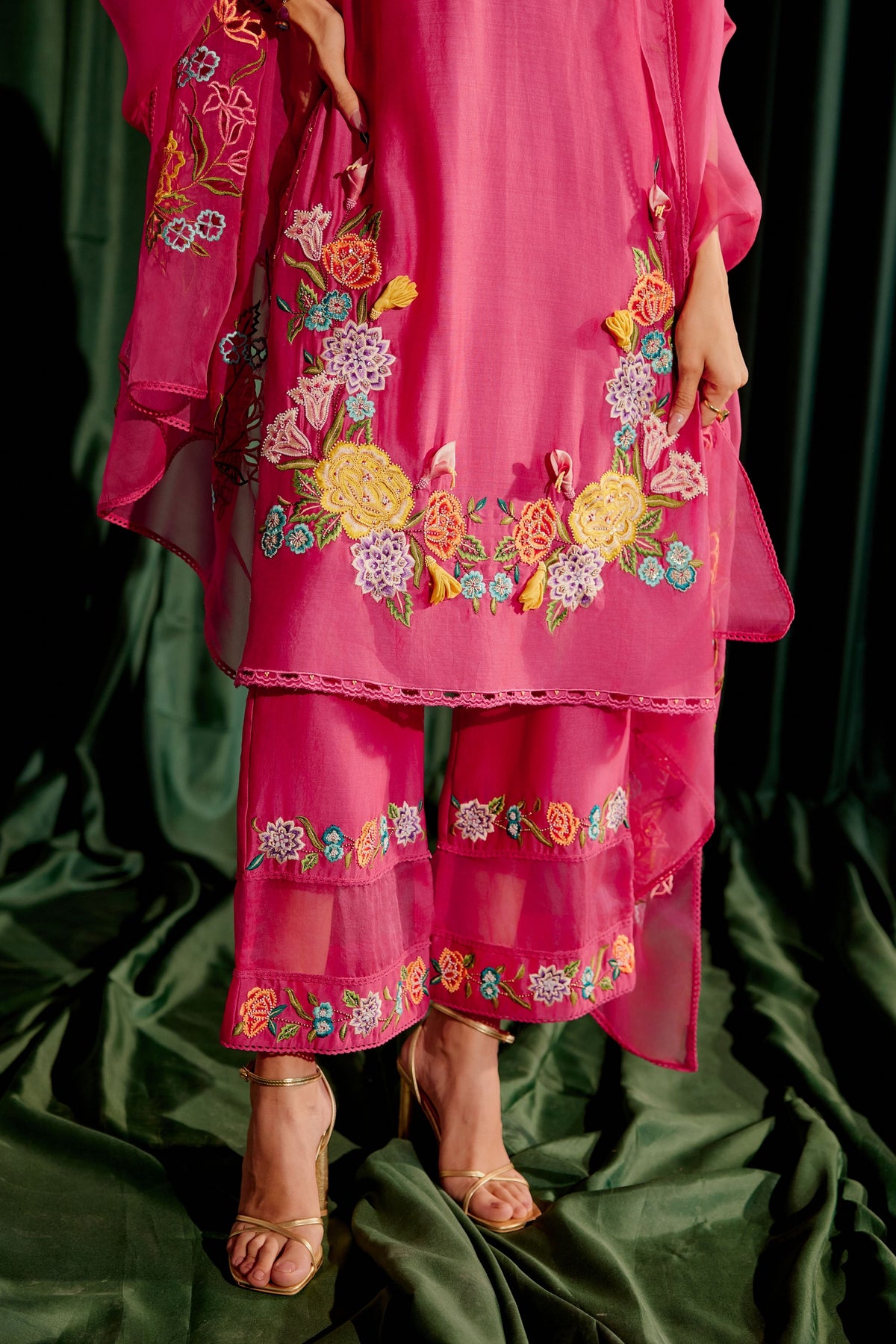 Fuchsia 3d Applique Kurta Set