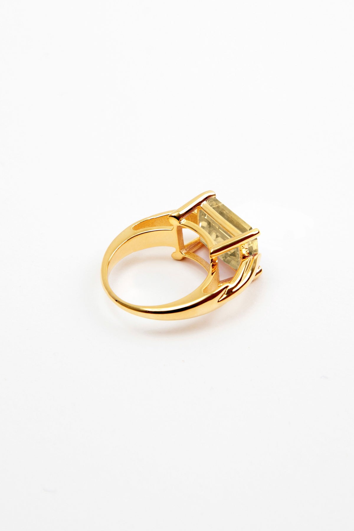 Zementine Essential Yellow Ring