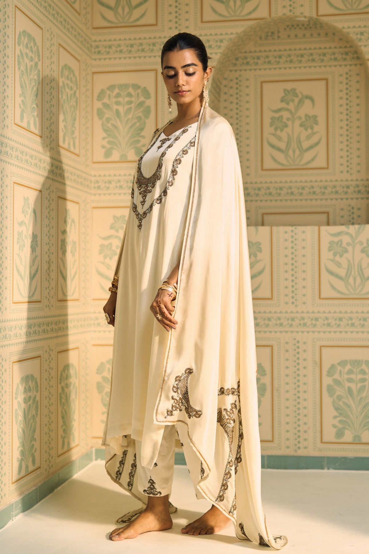 White Anya Kurta Set