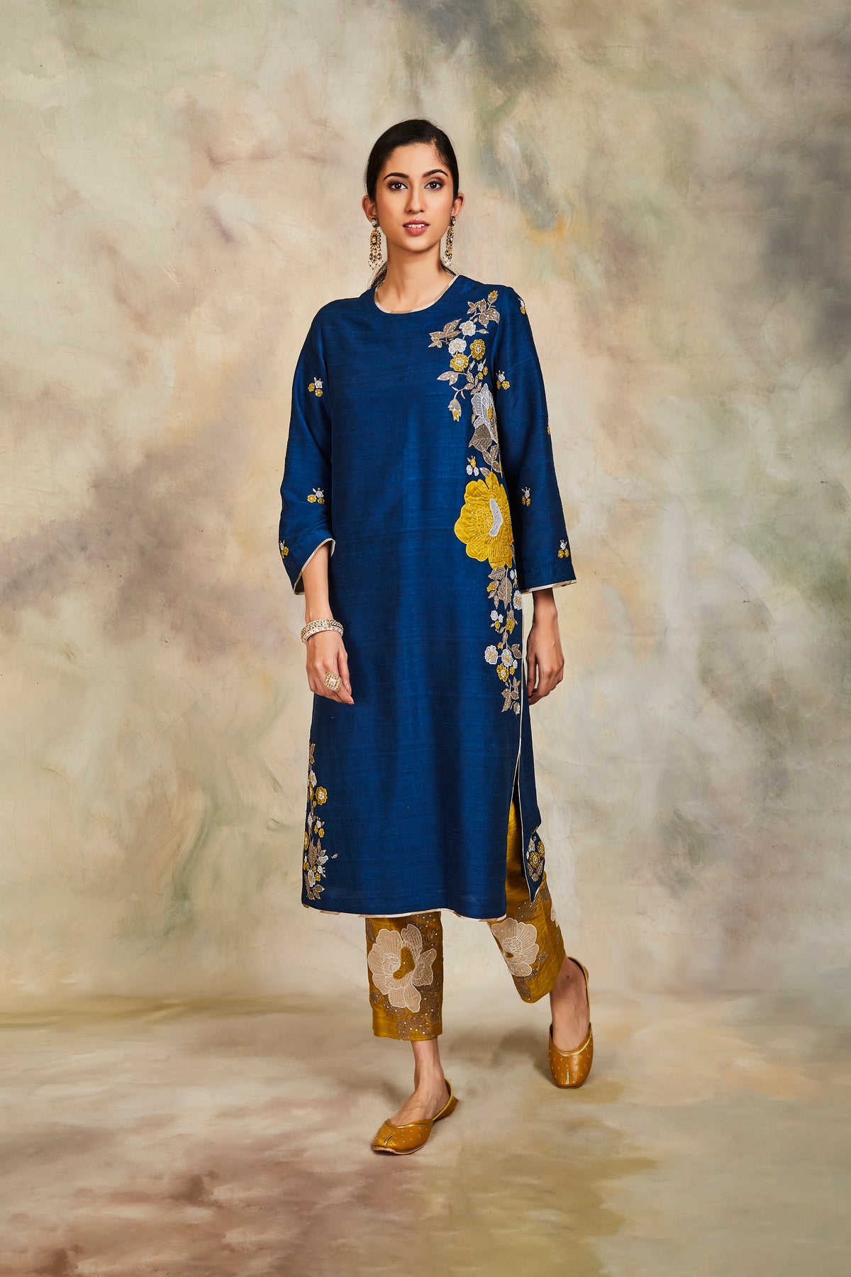 Blue floral butis kurta set