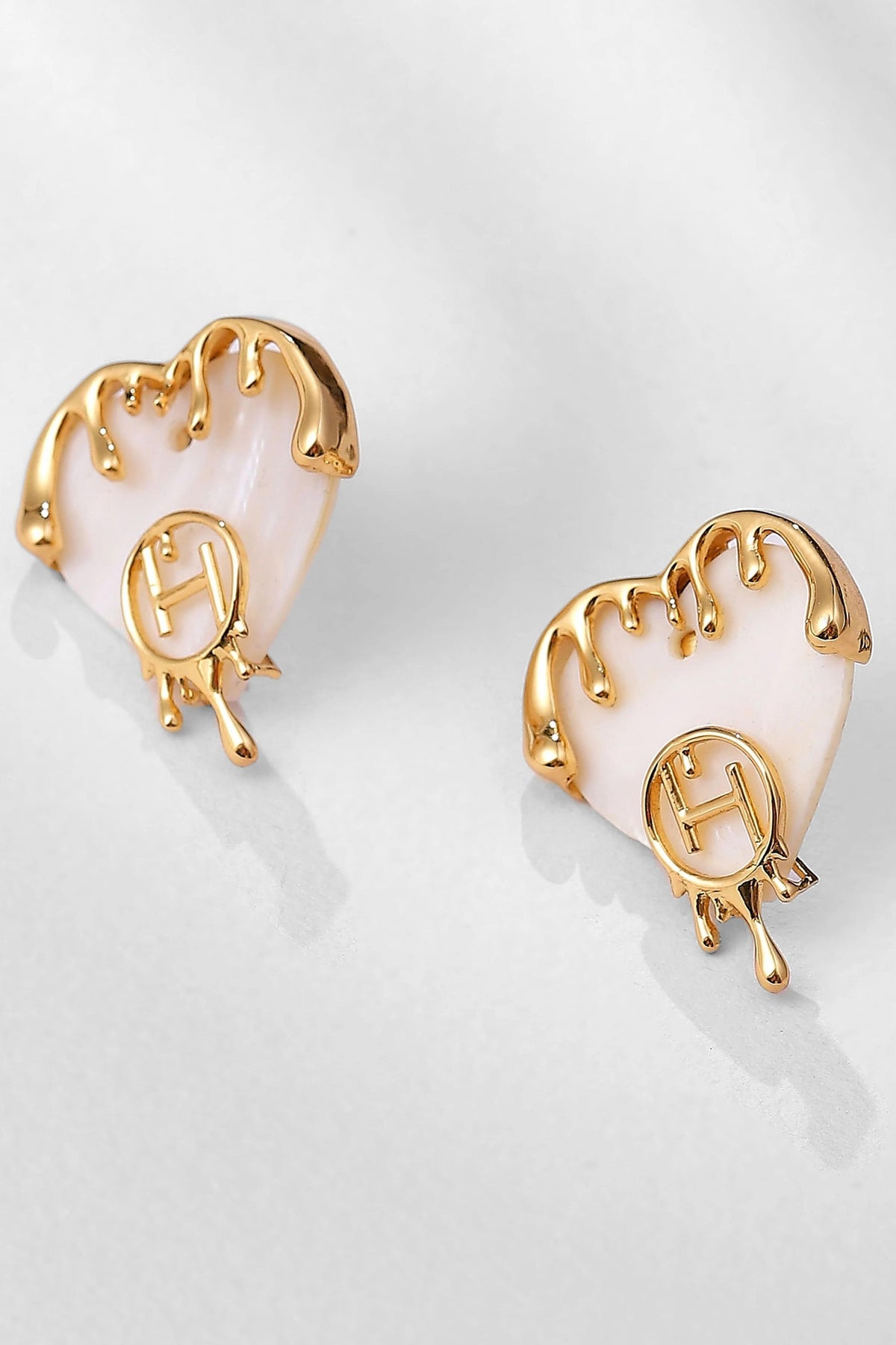 Wild Heart Shell Mini Earrings