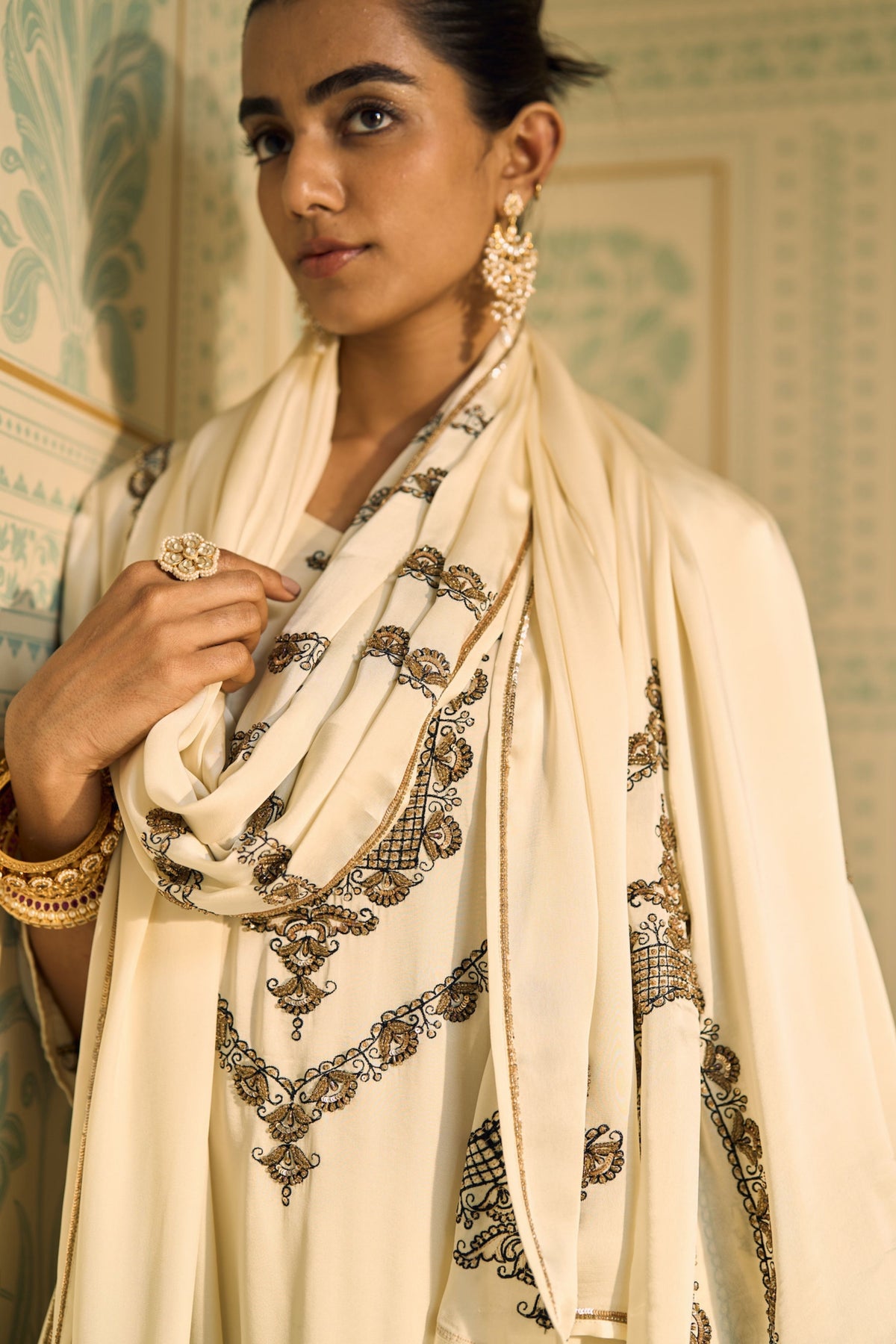 White Anya Dupatta