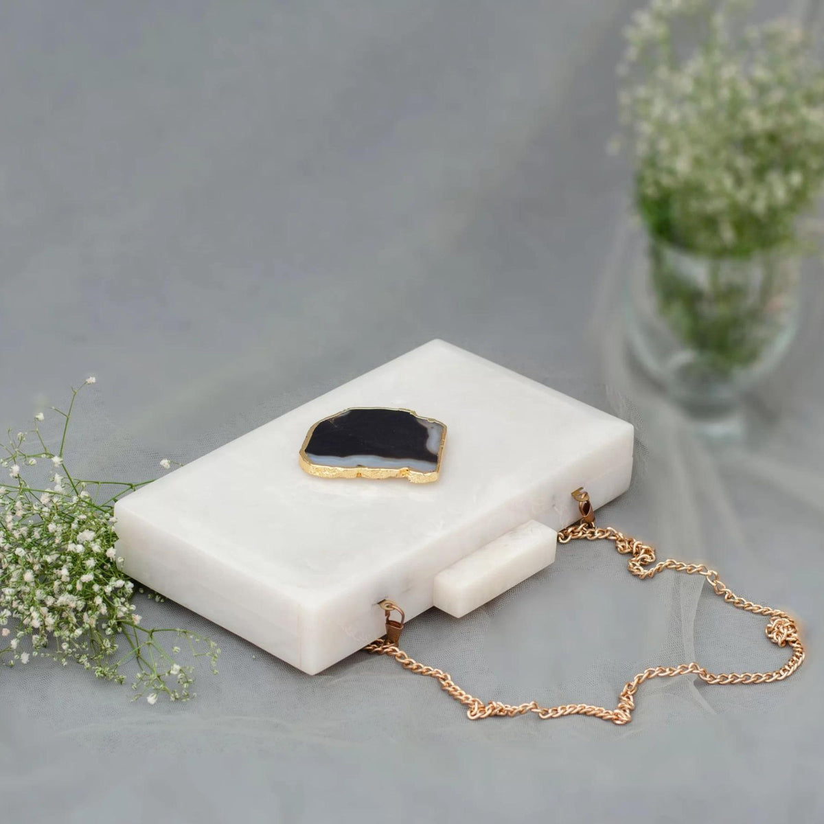 The  White Baroque Rectangular Clutch - Black Stone