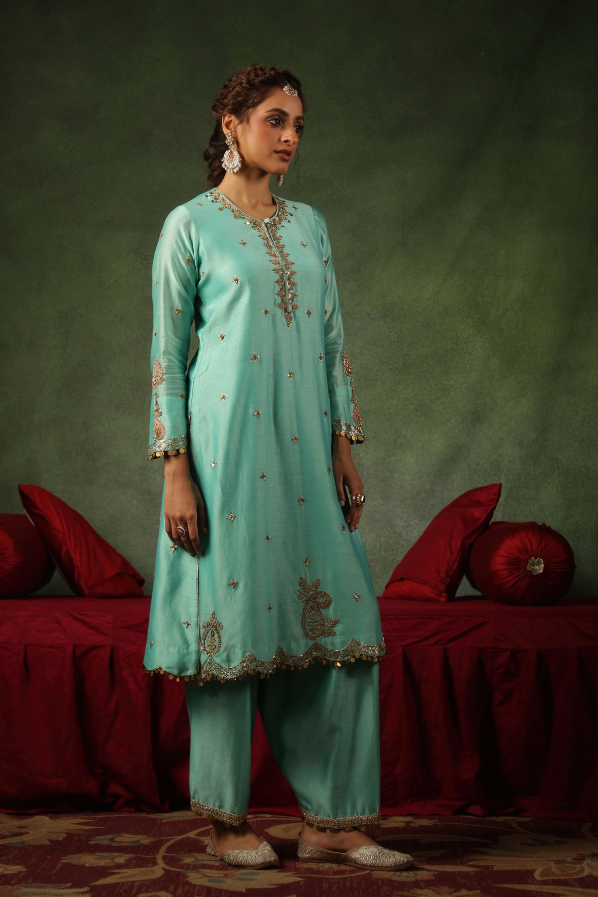 Pakeezah Ambi Buta Kurta Set