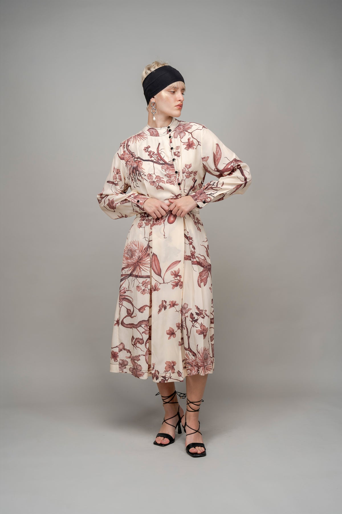 Garden Print Wrap Dress in Apricot