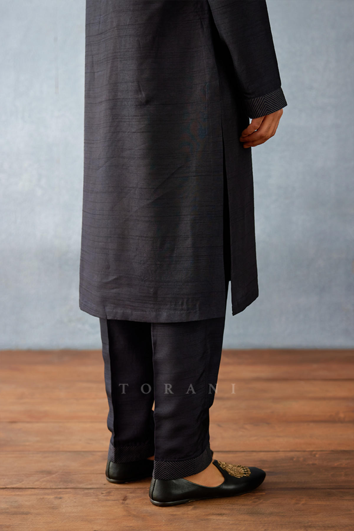 Dil Shaad Naji Kurta Set