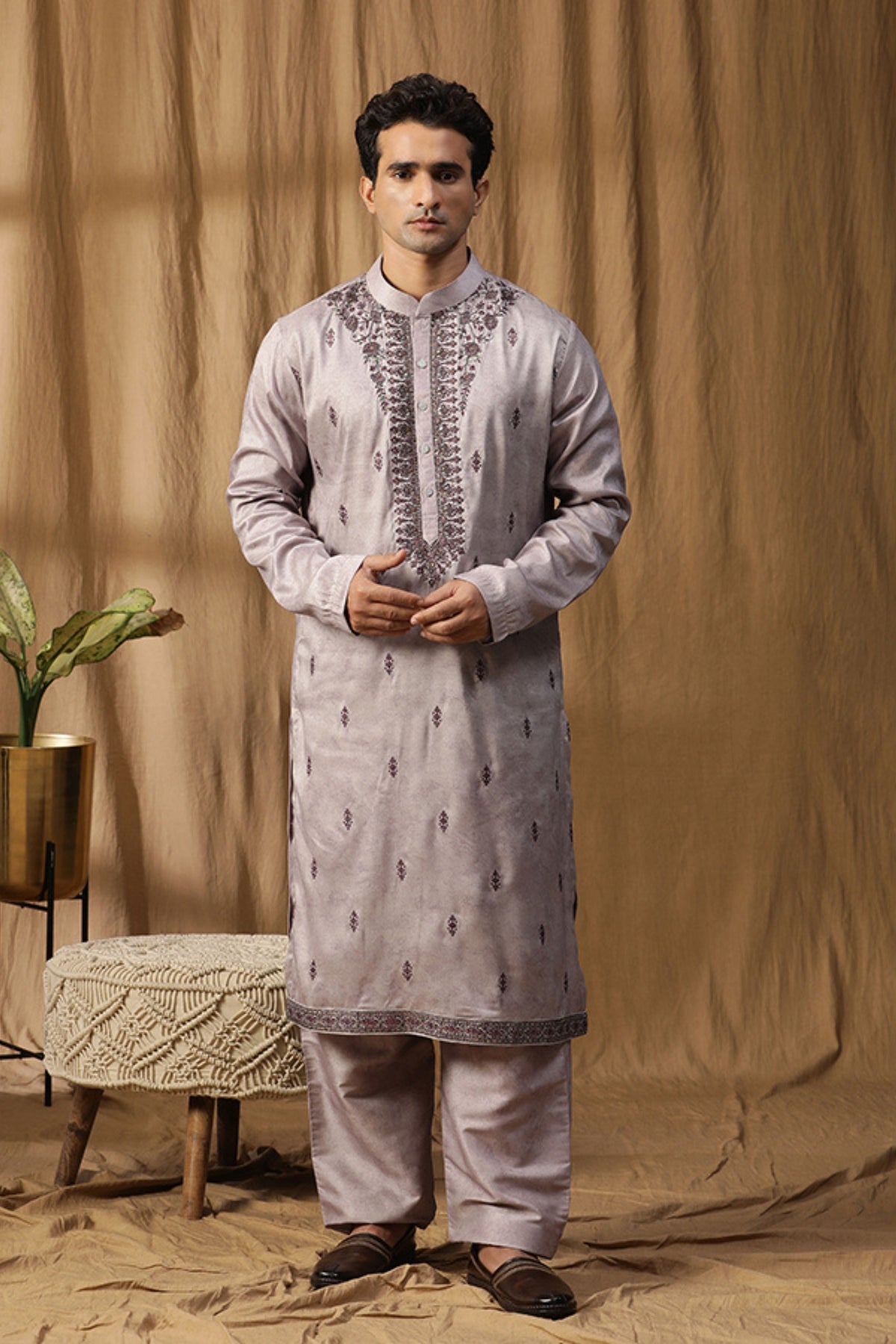 Mauve Rooh Embroidery Kurta Set