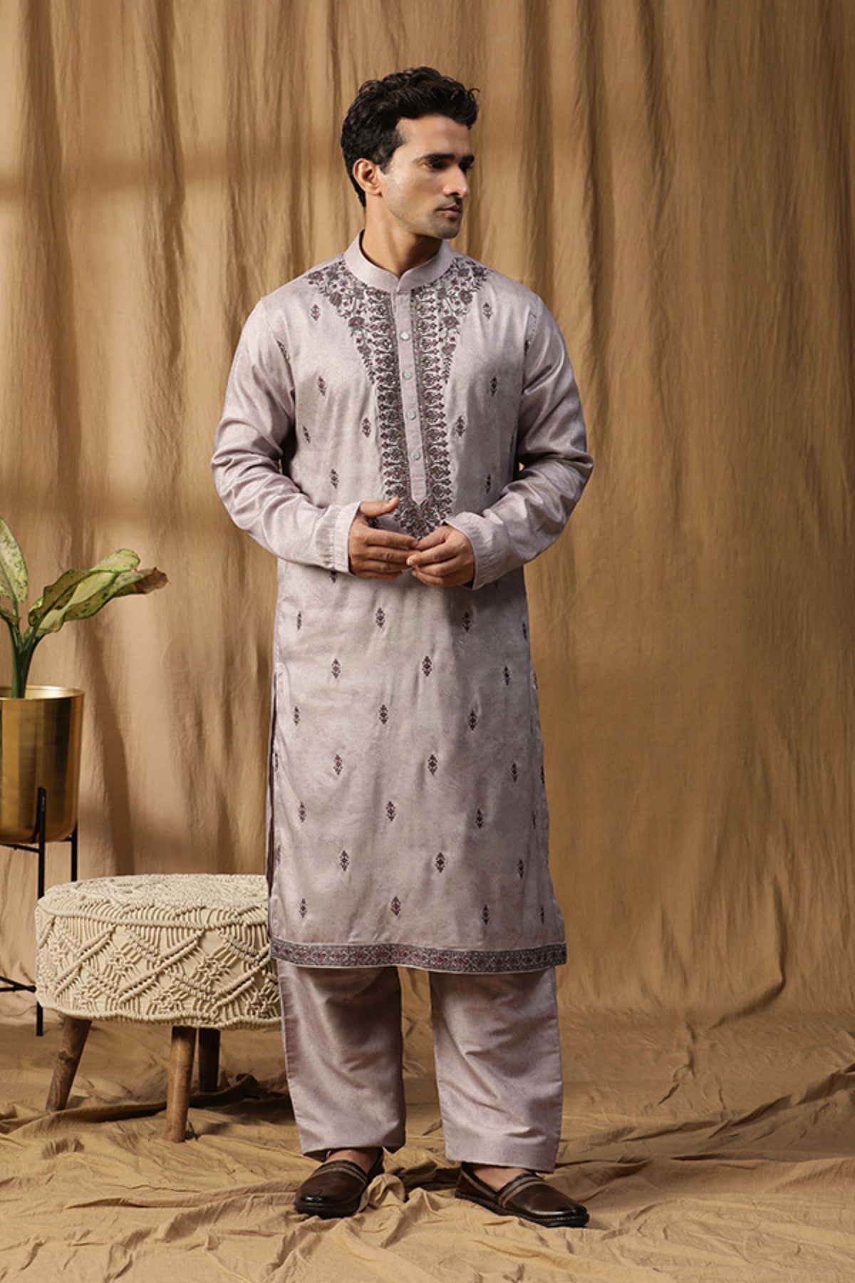 Mauve Rooh Embroidery Kurta Set