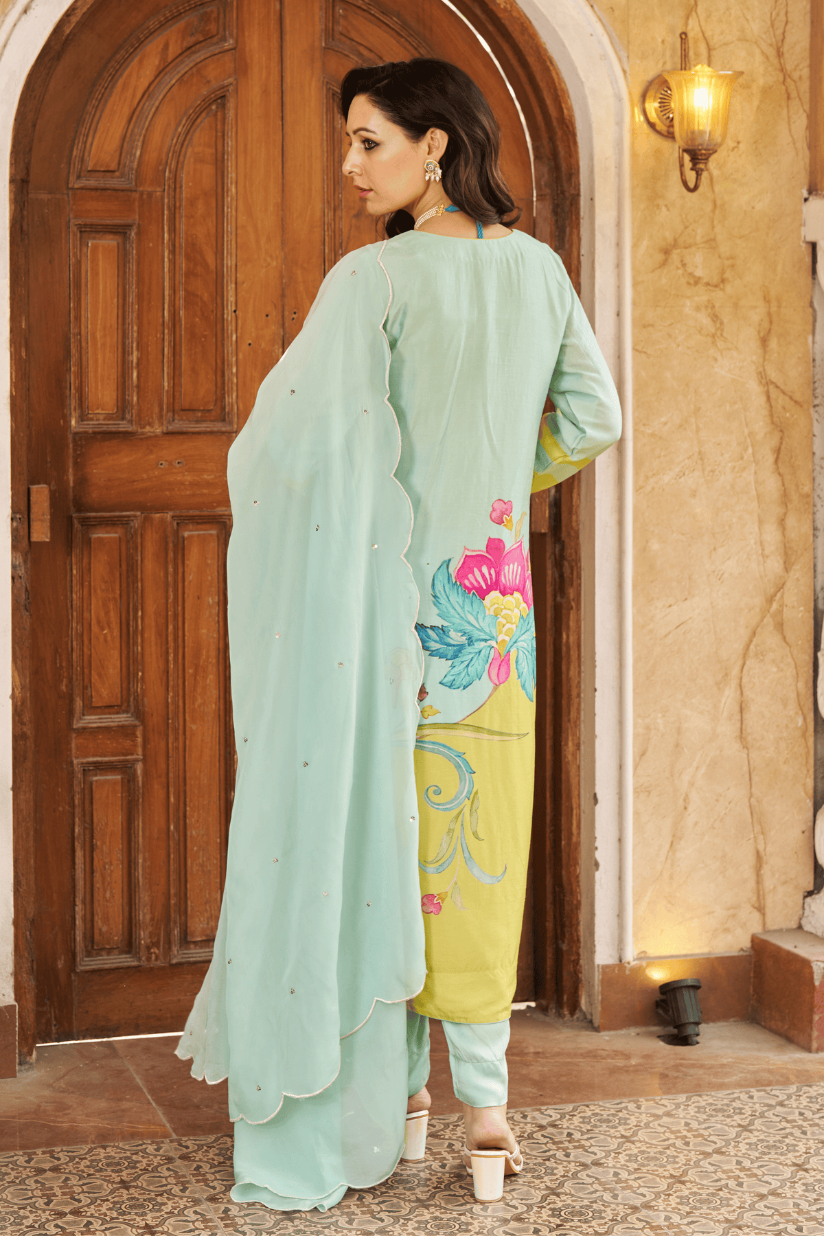 Nayaab Aqua Kurta Set