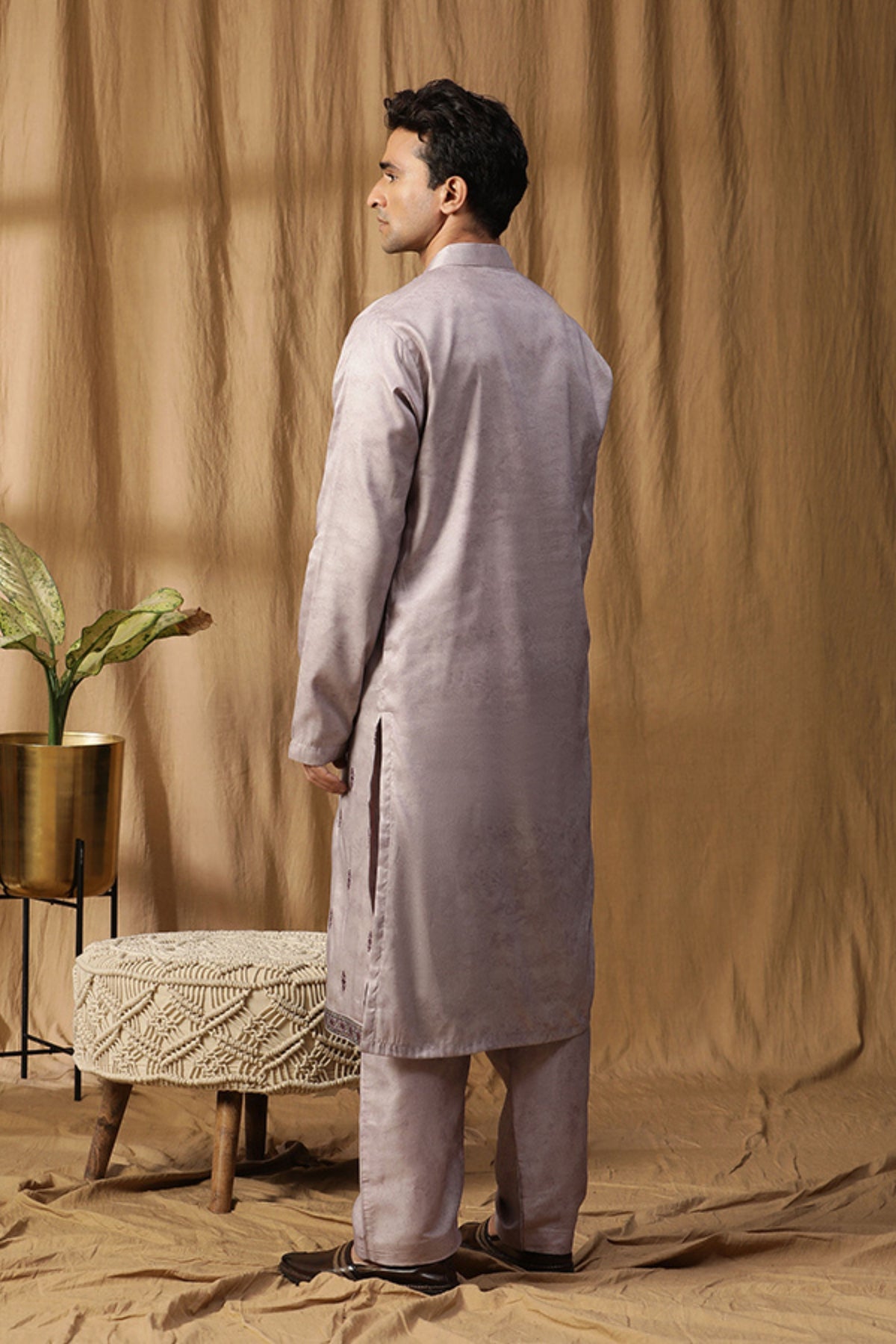 Mauve Rooh Embroidery Kurta Set