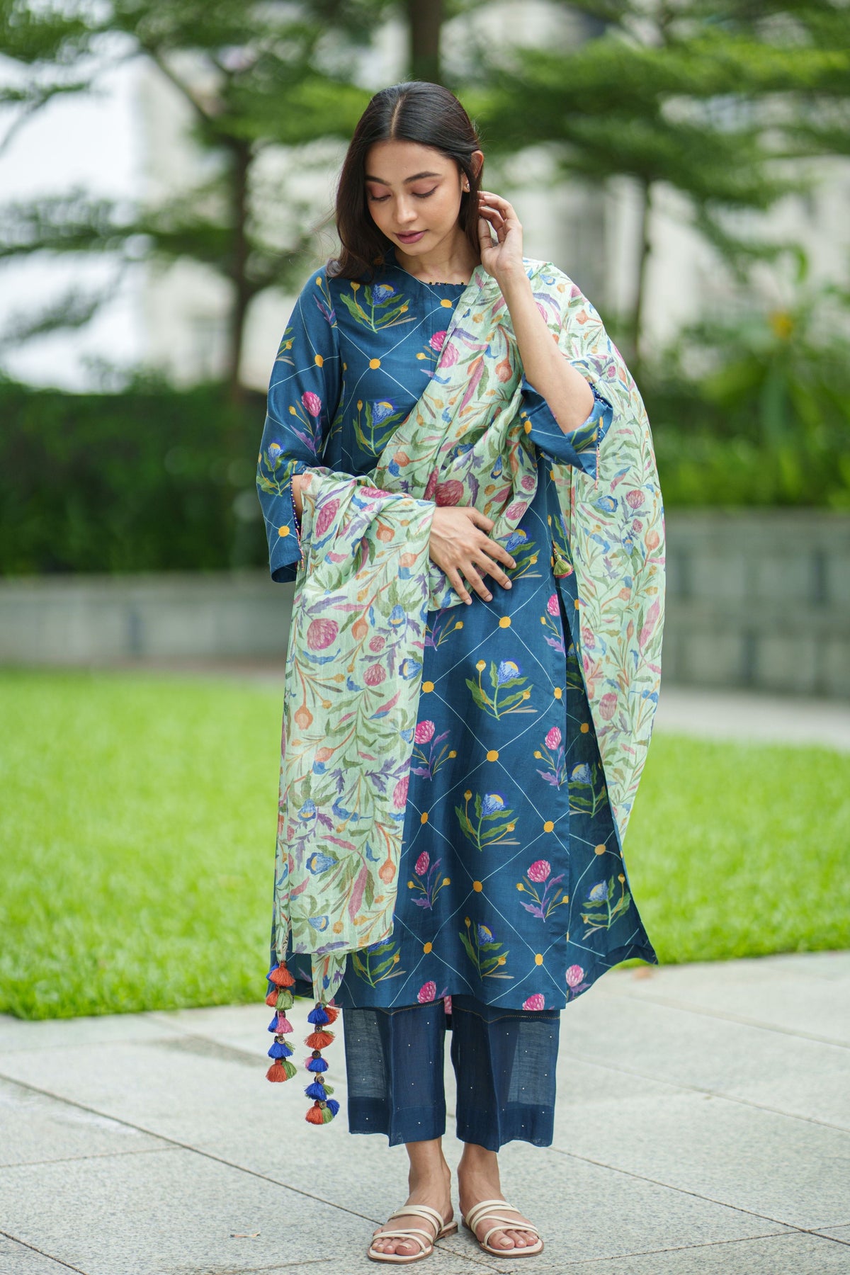 Daisy Olive Kurta Set