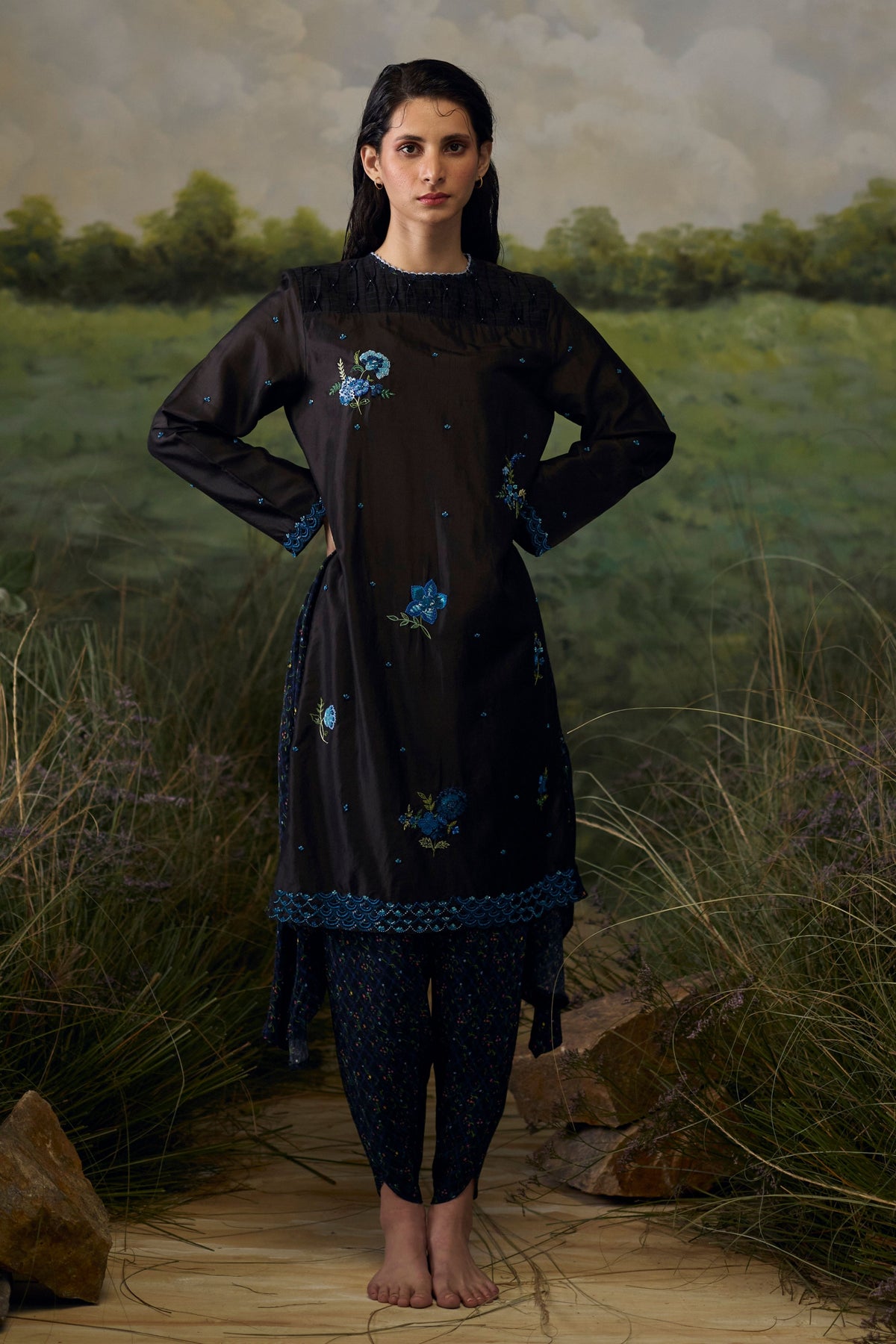 Onyx Embroidered Kurta