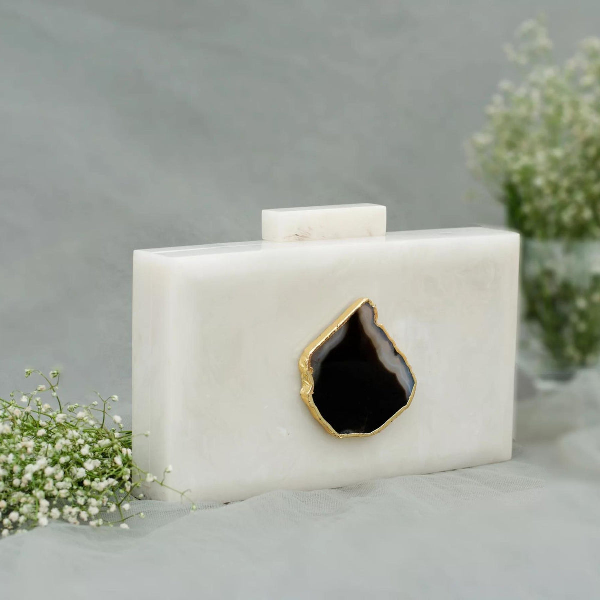 The  White Baroque Rectangular Clutch - Black Stone