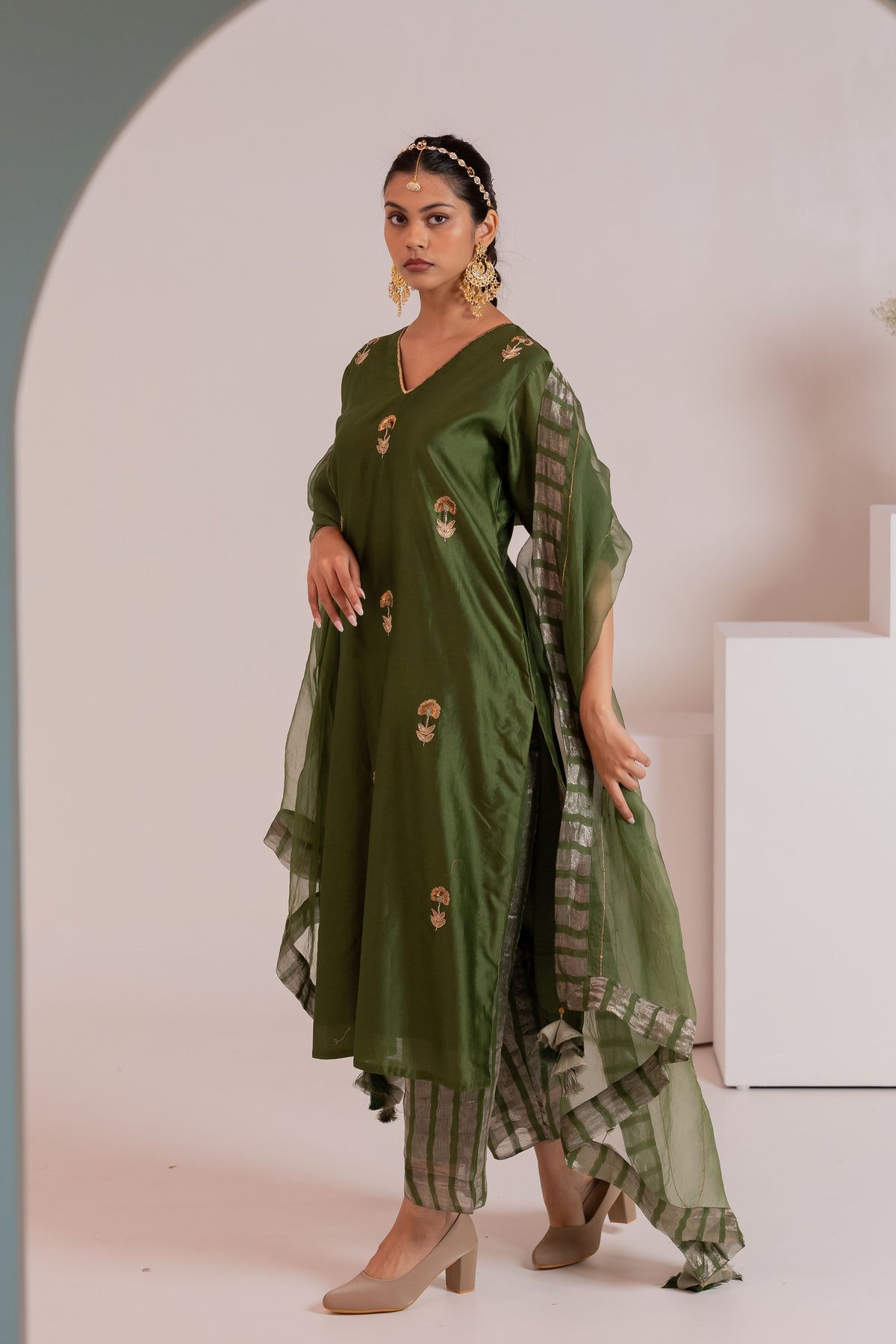 Sidhyaa Green Kurta Set