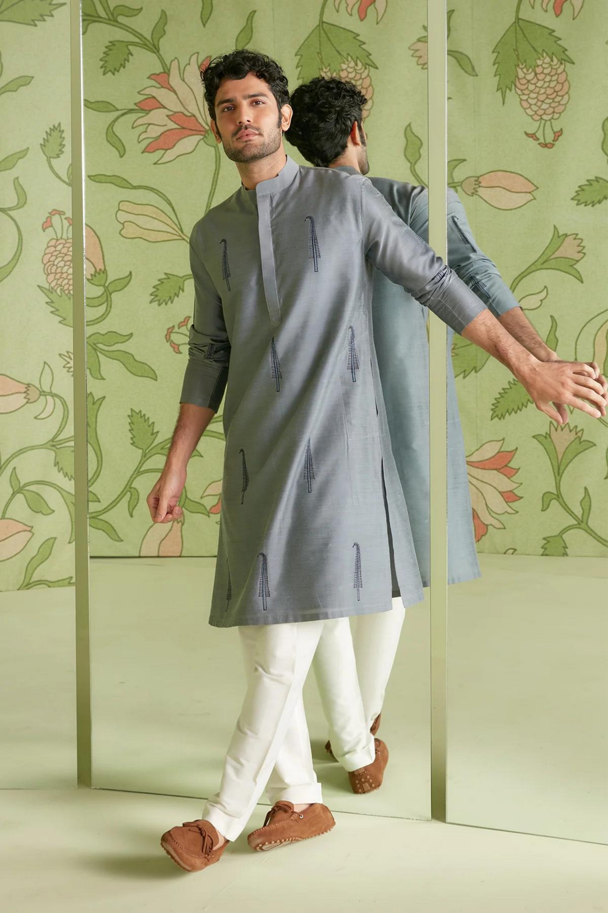 Grey embroidered kurta set