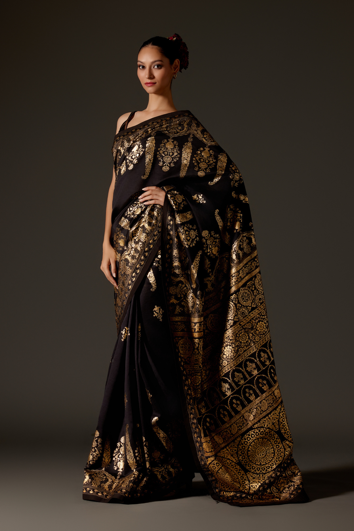 Black Chanderi Saree With Foil Print