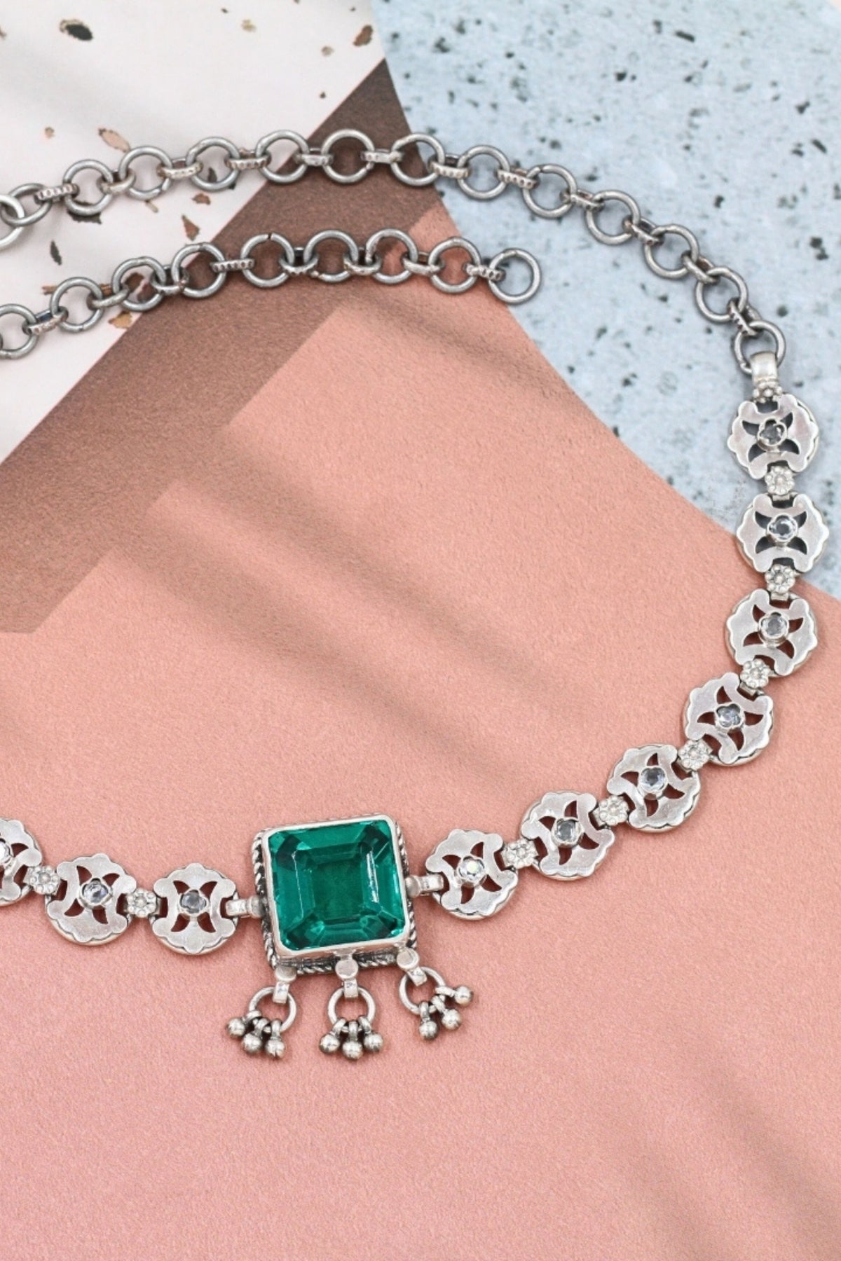 Emerald Majesty Silver Necklace