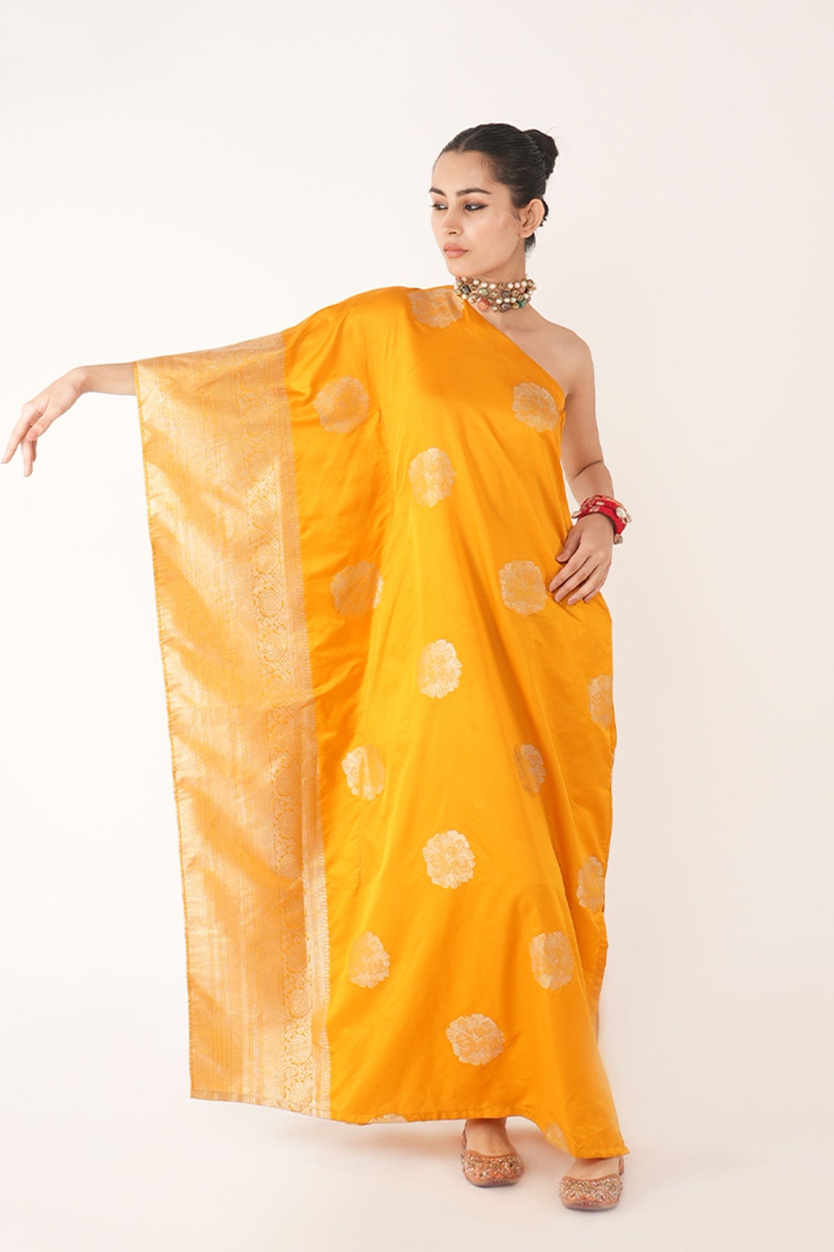 Gul Kaftan in Yellow