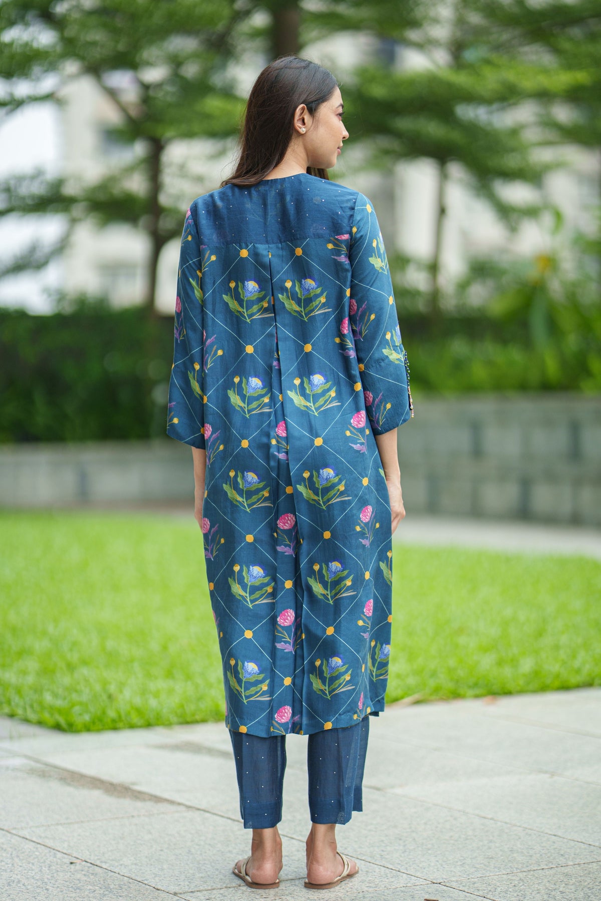 Daisy Kurta With Pants