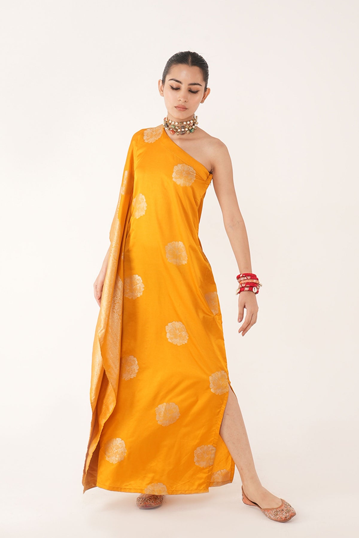 Gul Kaftan in Yellow