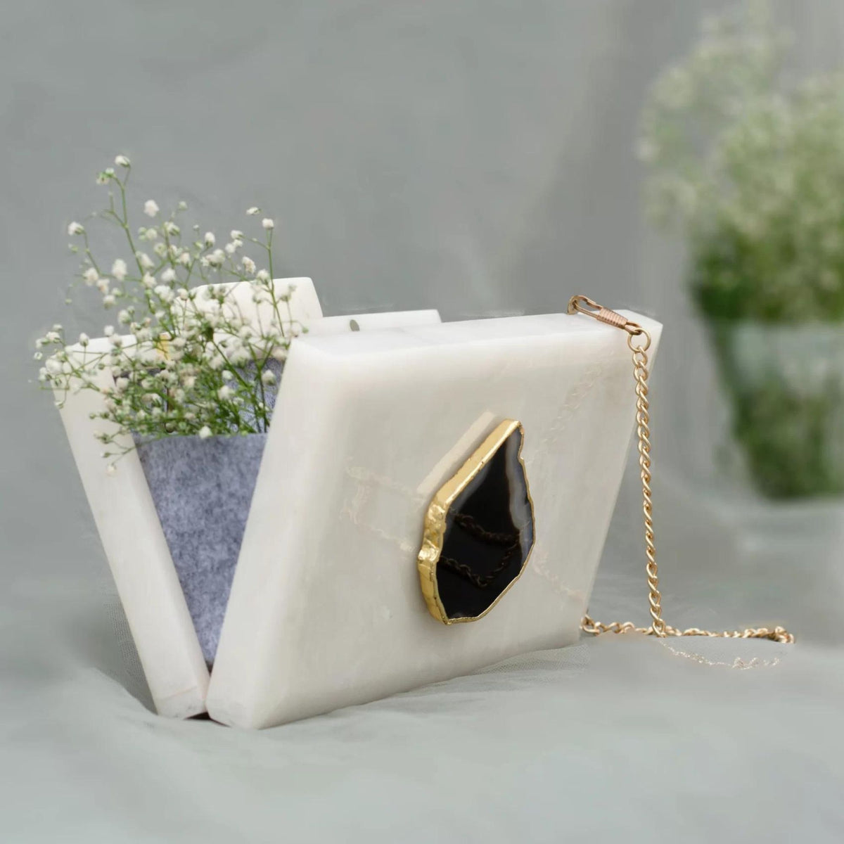 The  White Baroque Rectangular Clutch - Black Stone