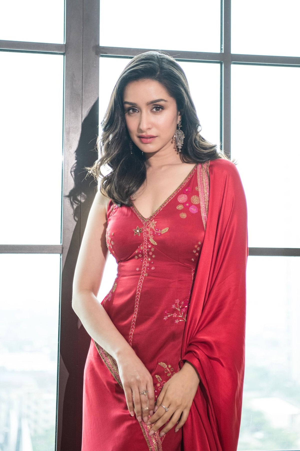 Shraddha Kapoor in Rajiramniq