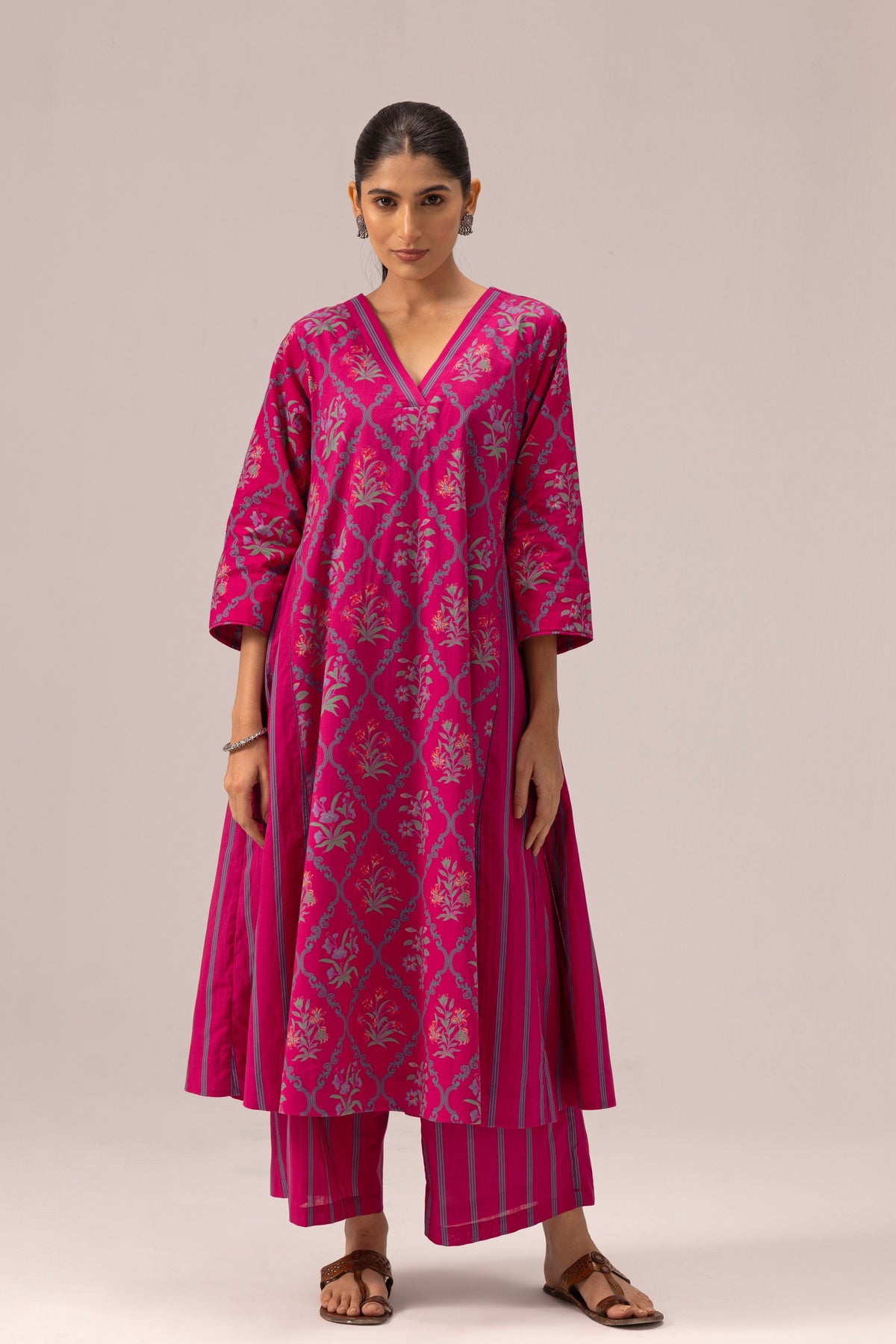 Jia Pink Kurta Set