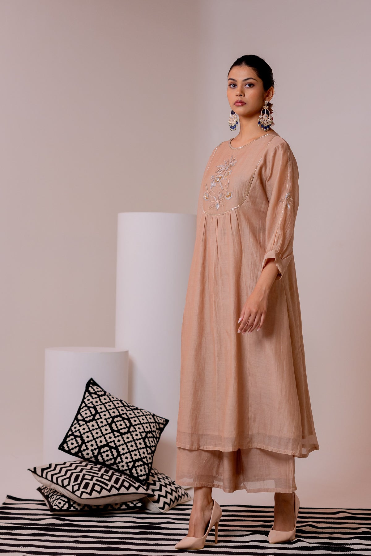 Avin Kurta Set