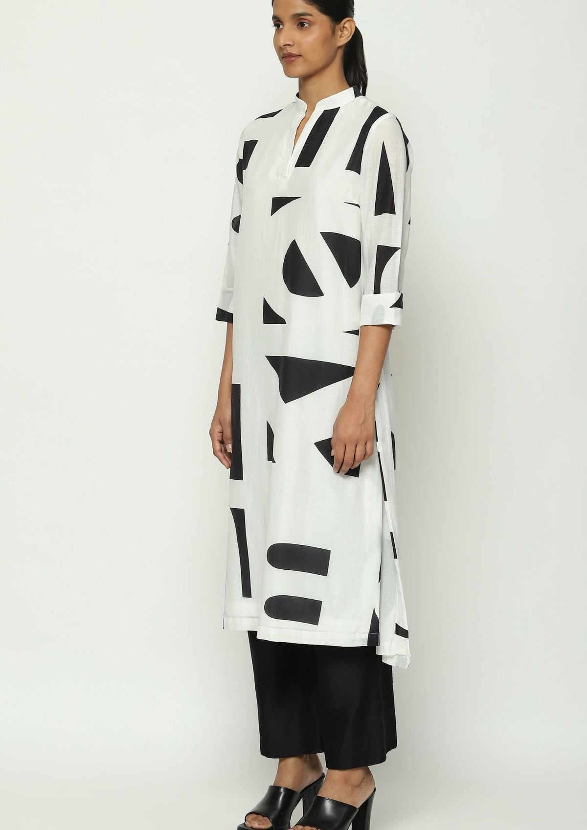 White &amp; Black Kurta