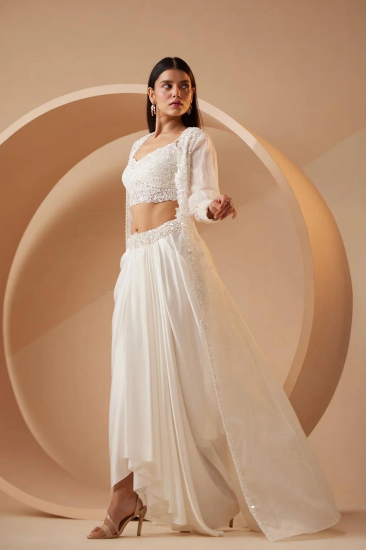 Edessa White Cape Set