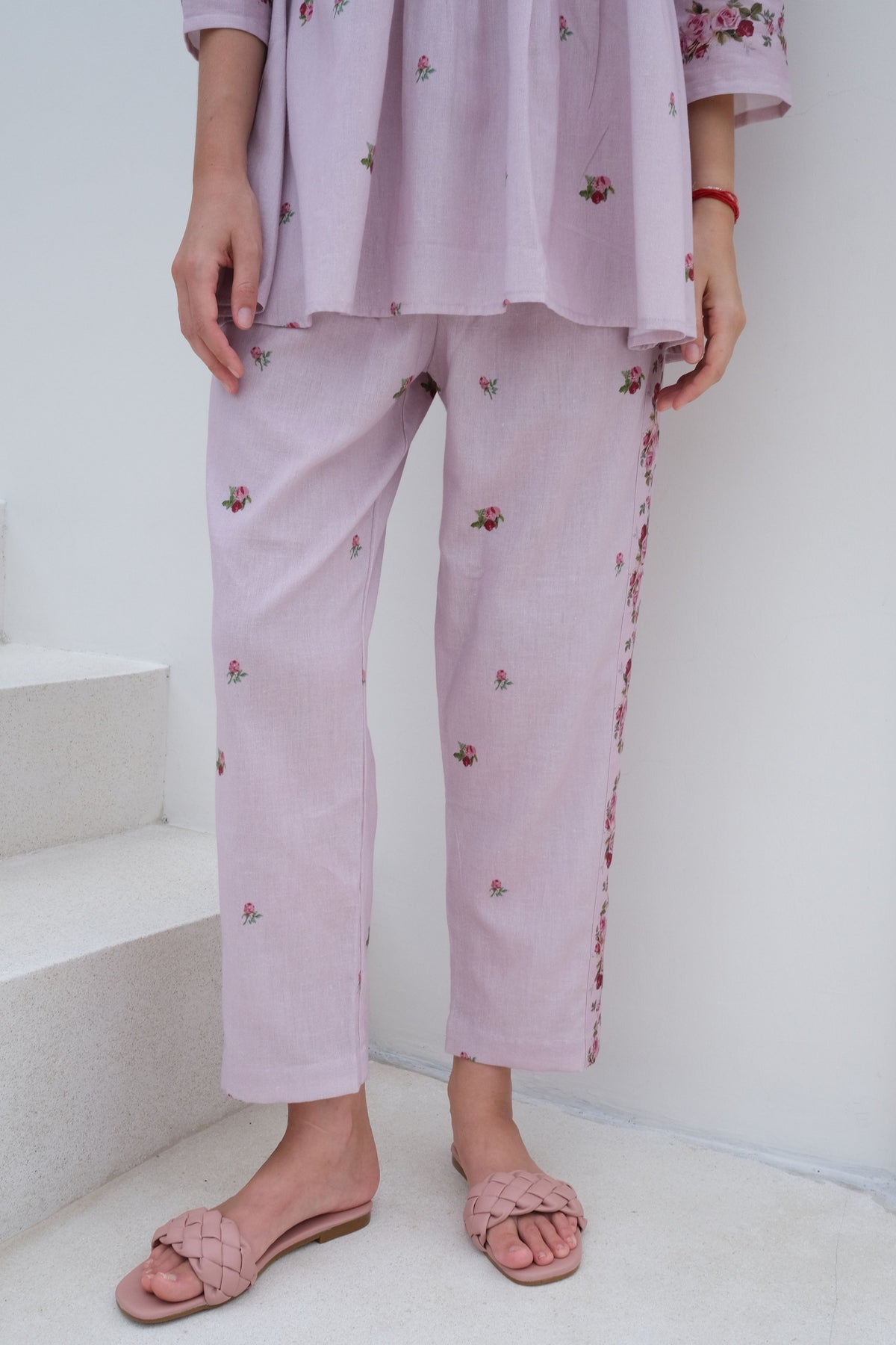 Rose Noir Mauve Pants