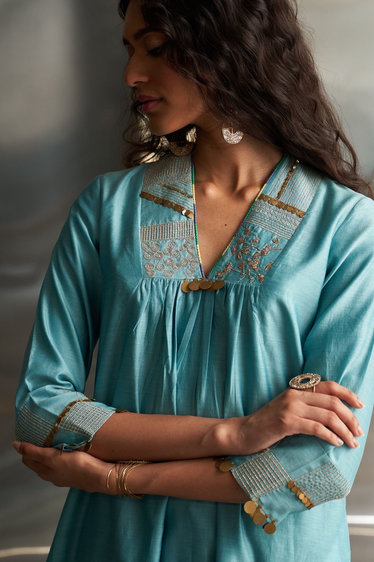 Blue V-neck Kurta Set