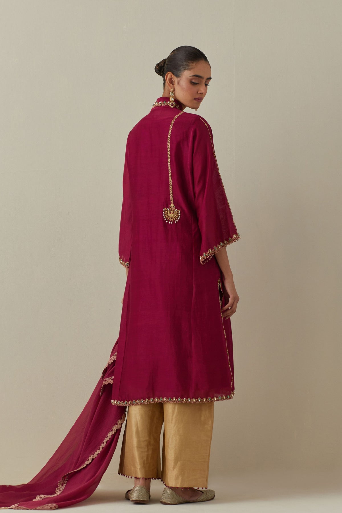 Ambreen Red Dupatta