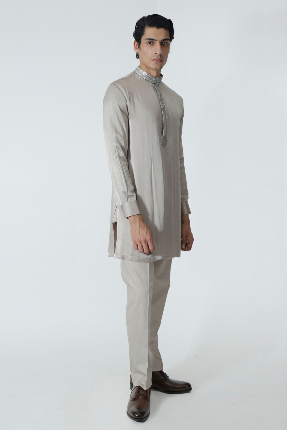 Arawan Men Kurta Set