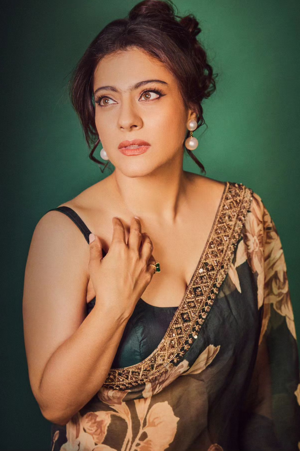 Kajol Devgan in Astha Narang