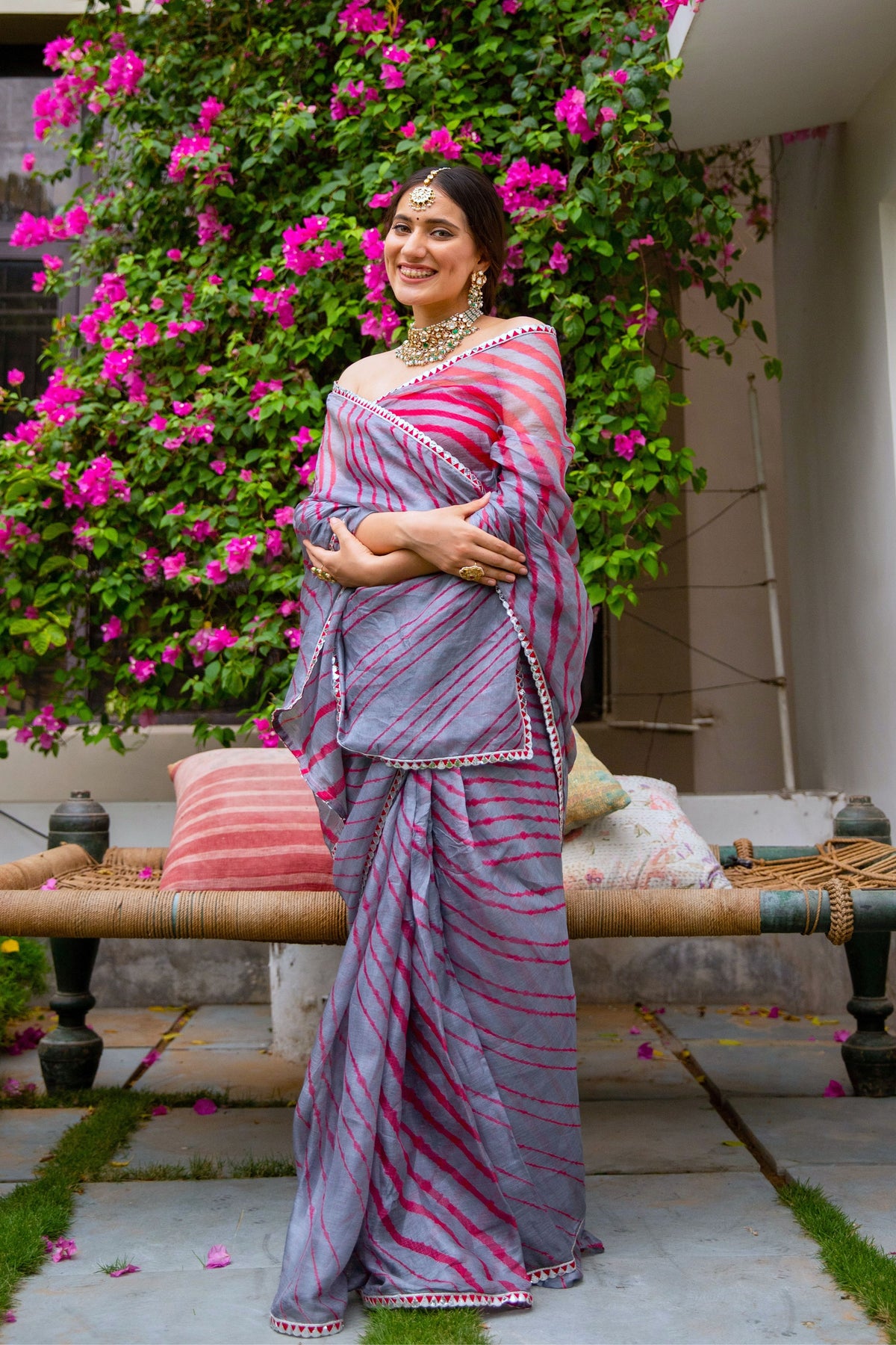 Grey-Red Lahariya Saree Set