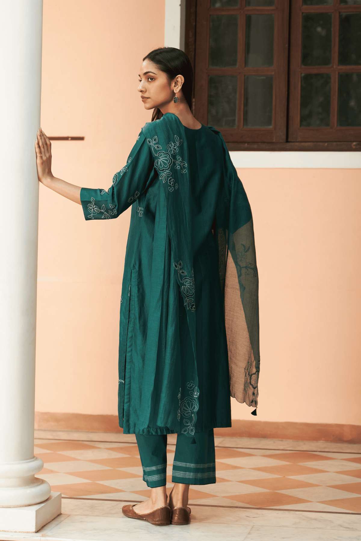 Emerald Floral Embroidered Kurta Set