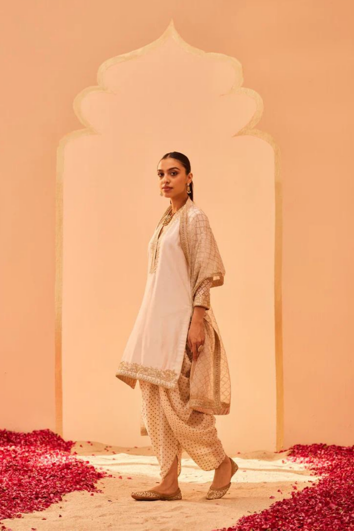 Faheeda Ivory Kurta Set