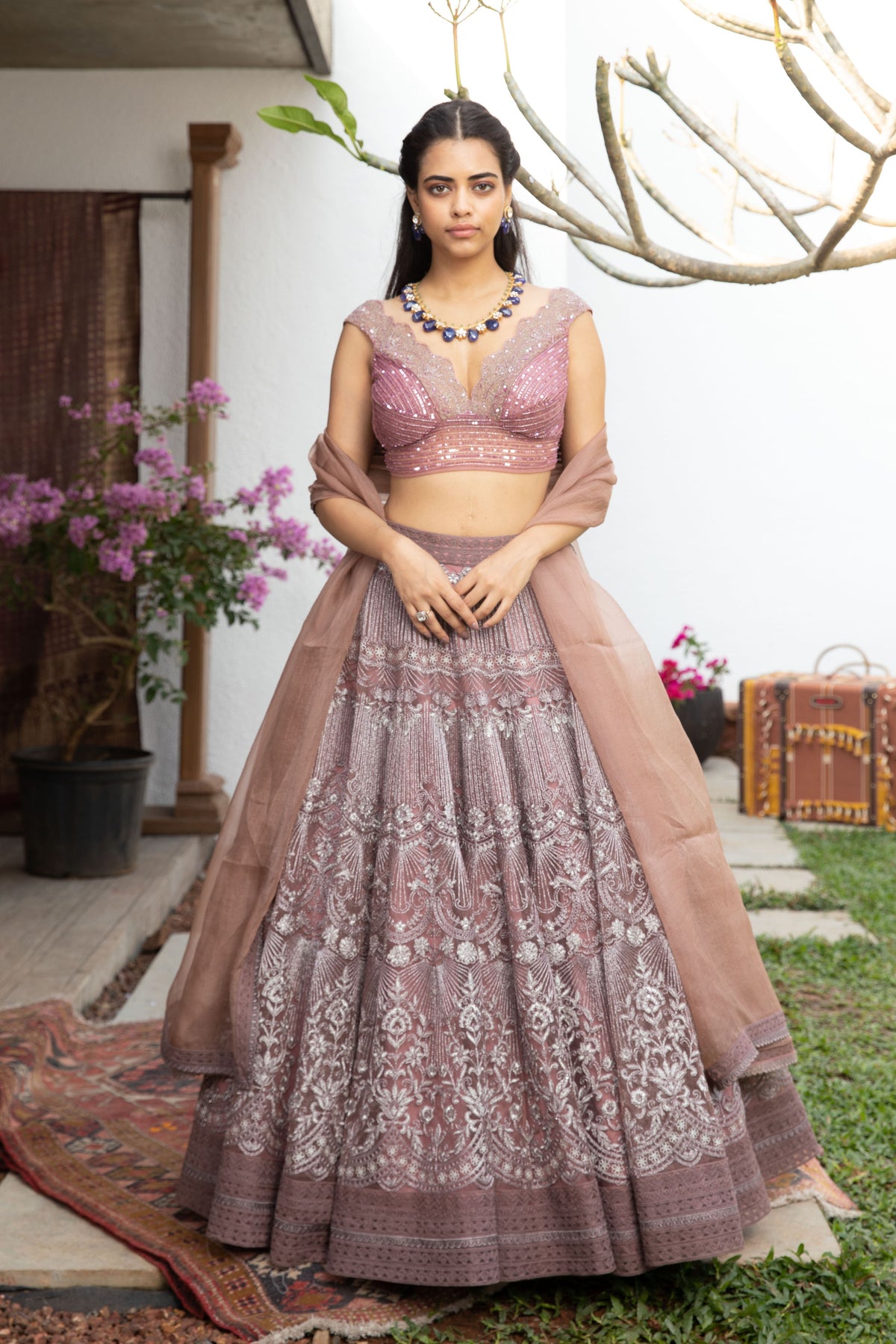 Aruni lehenga