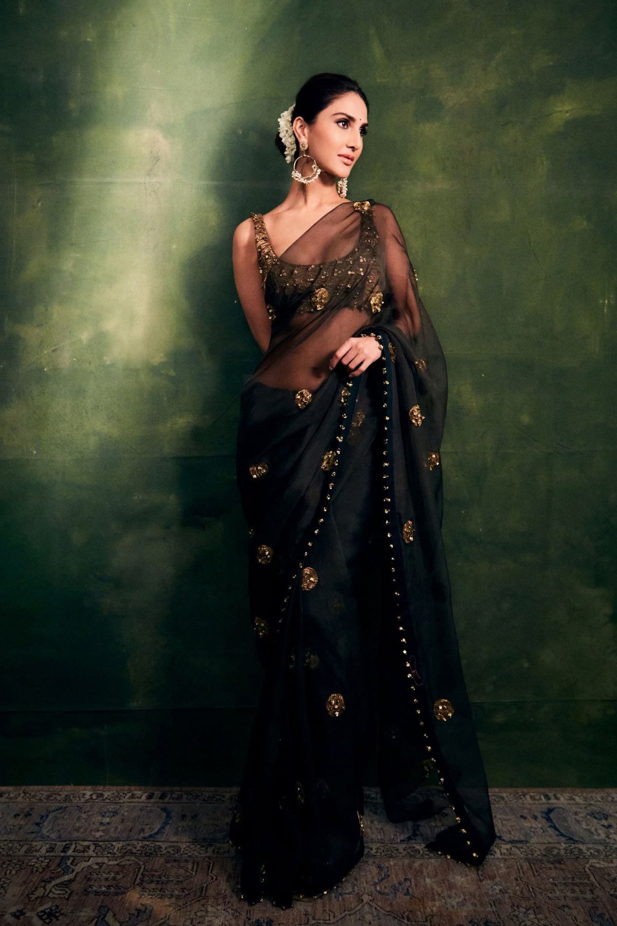 Black Ghunghroo Saree Set