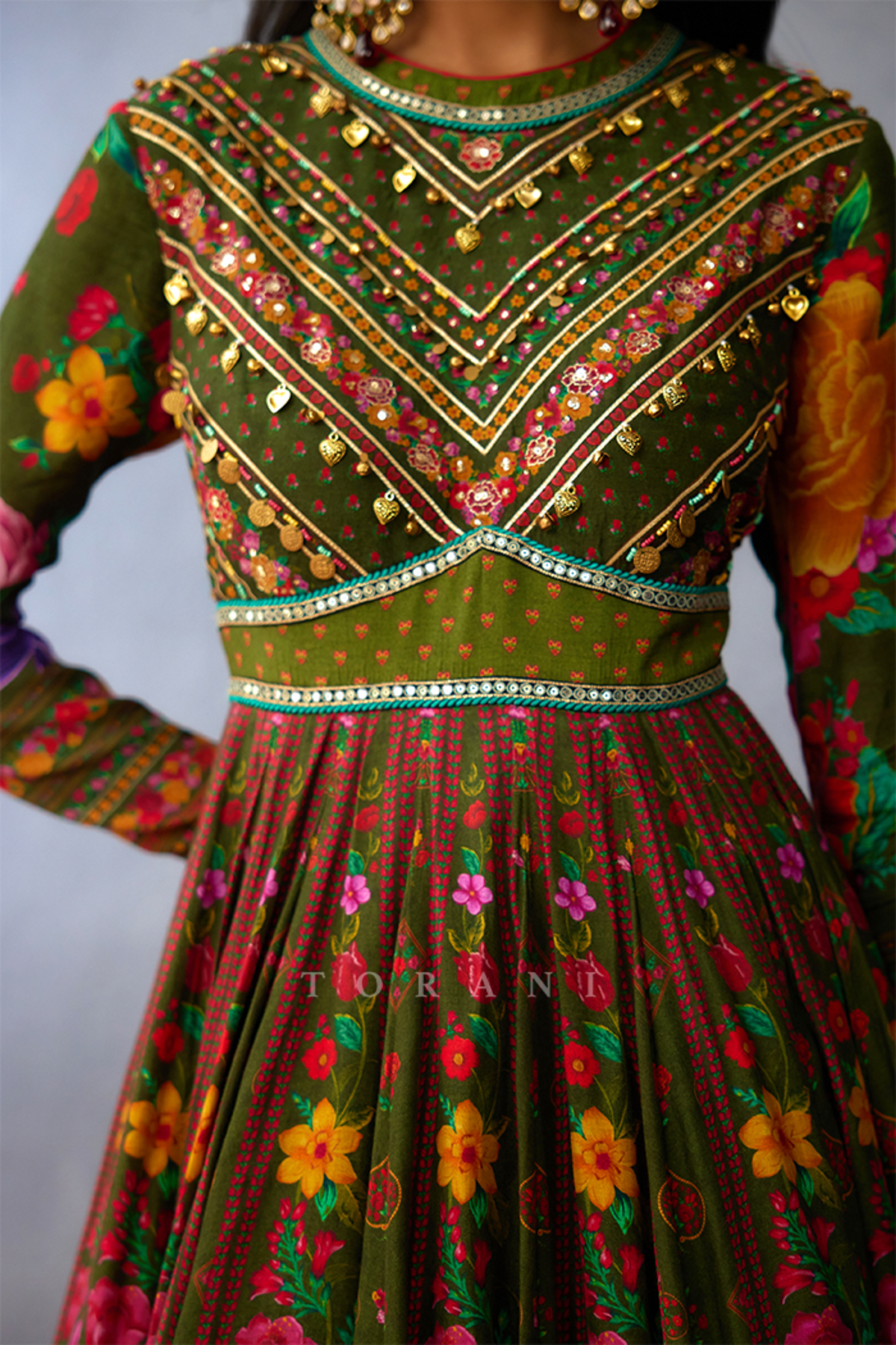 Dil Saaz Zareen Anarkali Set