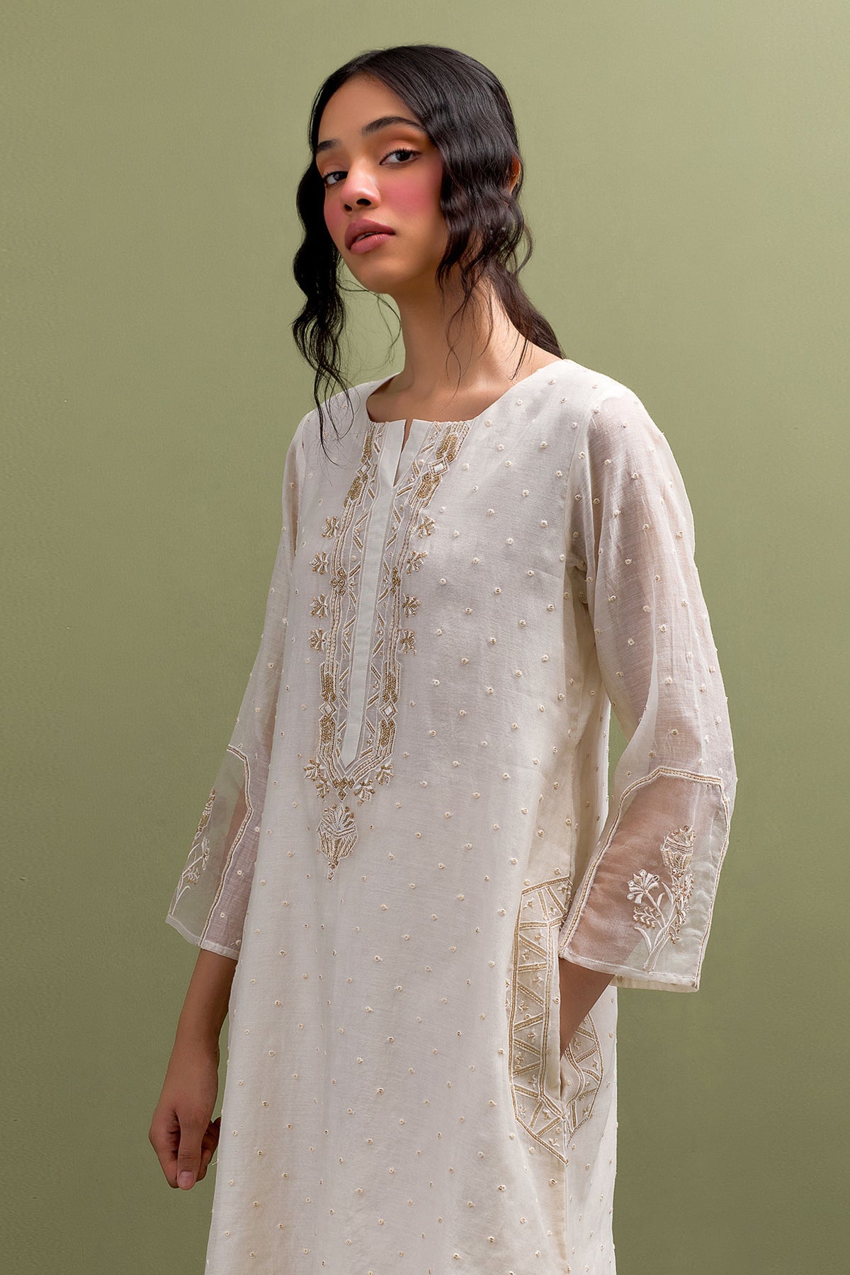 Ivory High Low Set With Dupatta