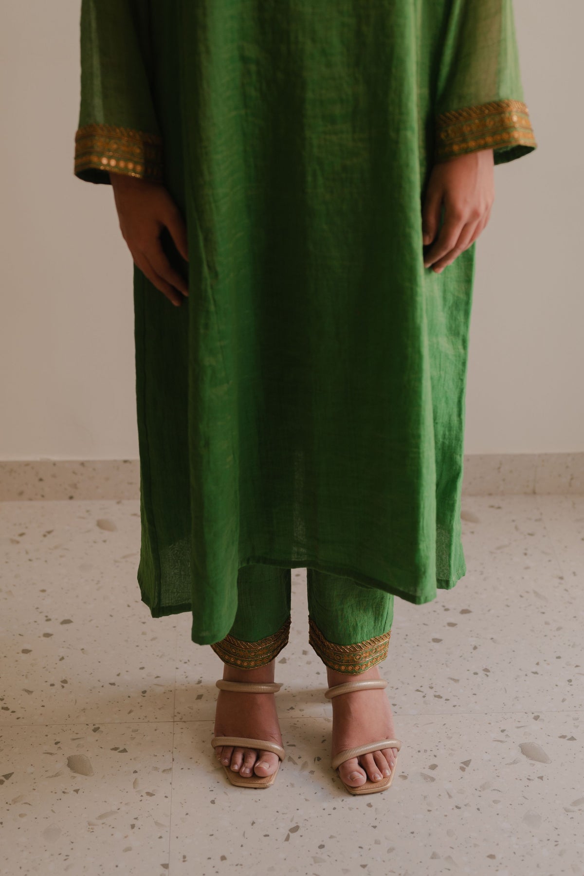 Gaur Tunic Set