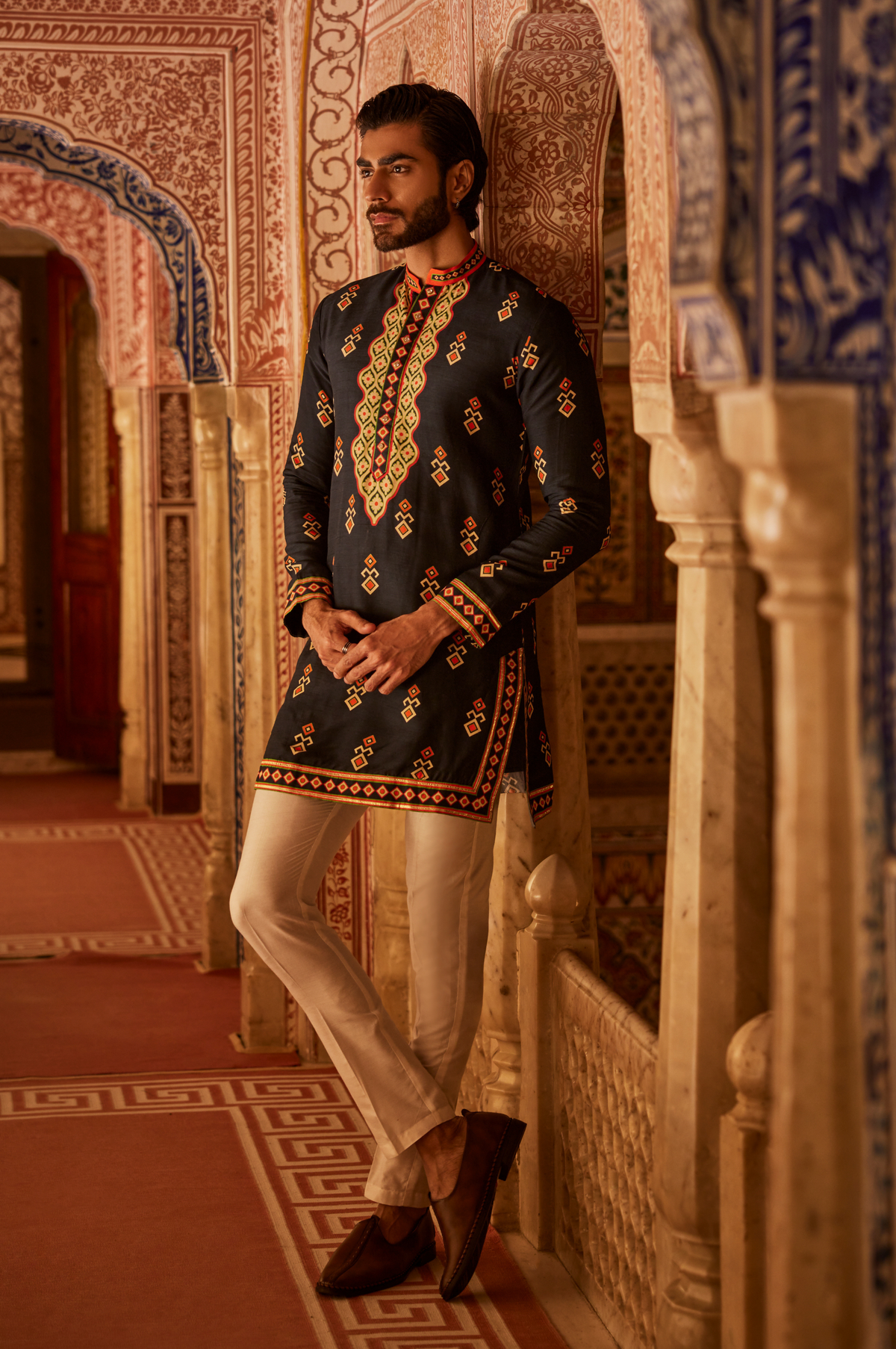 Navy Blue Printed Kurta With Pant